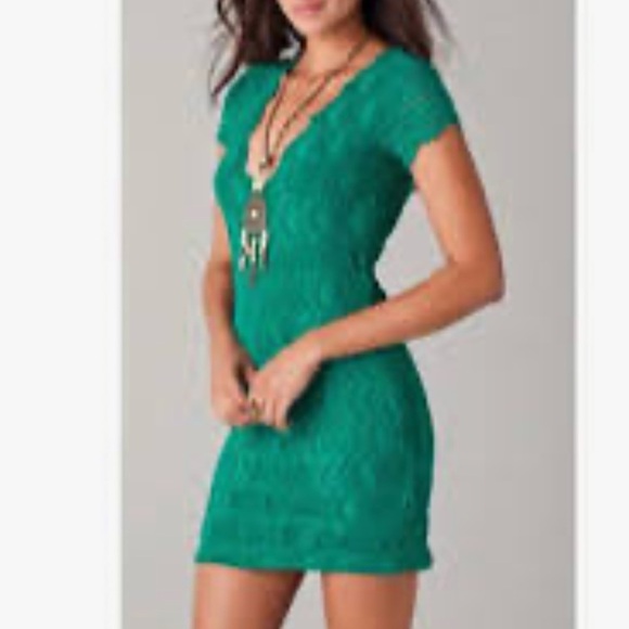Nightcap Emerald Green Lace dress. NIOP. Size 1/XS - Picture 2 of 8